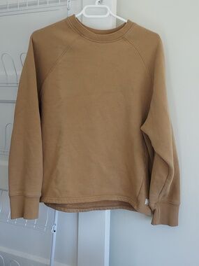 Vuori Women's Restore Oversized Crew Sweatshirt Tan